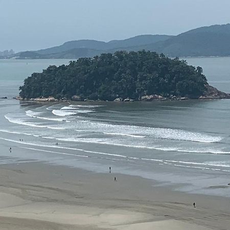 Sao Vicente Itarare Predio Frente Mar Apto Fundo Vista Parcial Ngoại thất bức ảnh