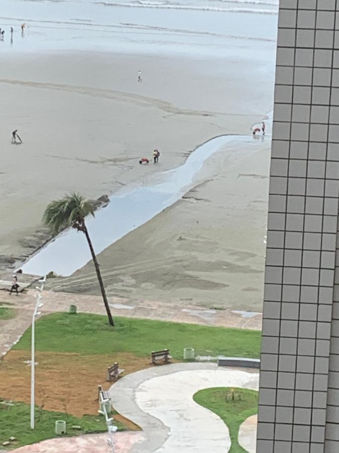 Sao Vicente Itarare Predio Frente Mar Apto Fundo Vista Parcial Ngoại thất bức ảnh